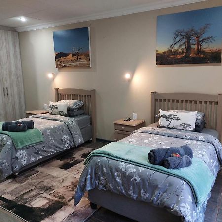 Wisteria Lane Guesthouse Postmasburg Exterior foto